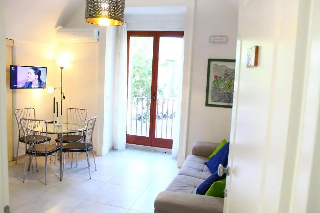 Benedettini - Suites CTA 0*,