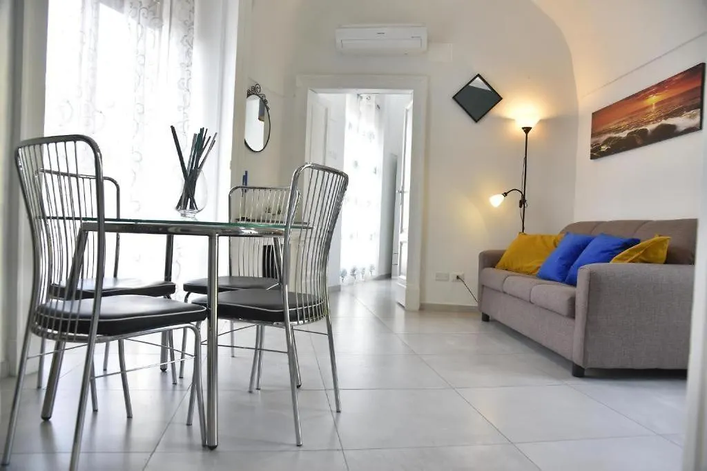 Benedettini - Suites CTA 0*,